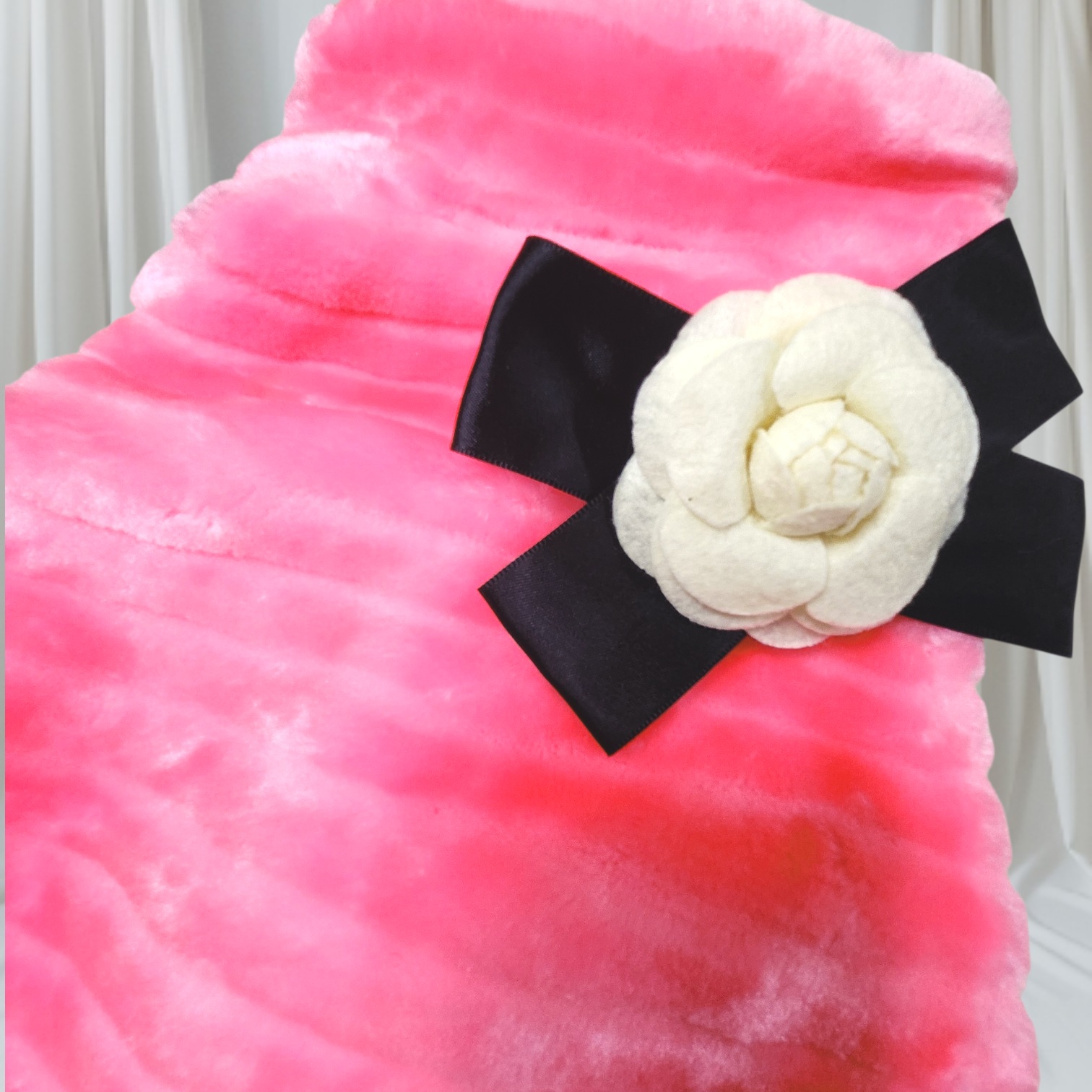 画像: 【sale】【新色】【犬 服】【カメリアリボン付】PETCOふわふわコート【メール便OK】